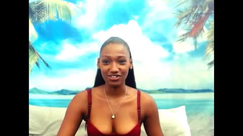 Snapshot of camilaasexyy chatting on 02.20.25 camilaasexyy online show from 02.20.25