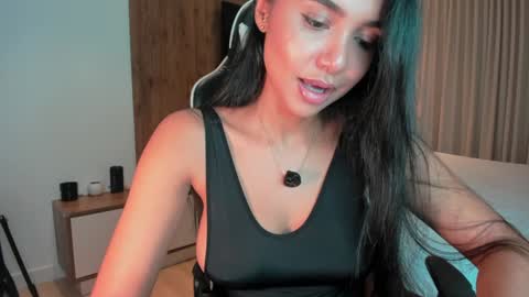 Camila online show from 02.10.26