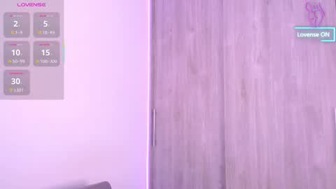 Snapshot of camilamonroee chatting on 11.25.25 Camila Monroee online show from 11.25.25