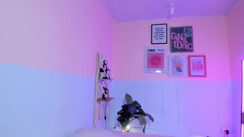 Camila  online show from 10.14.25