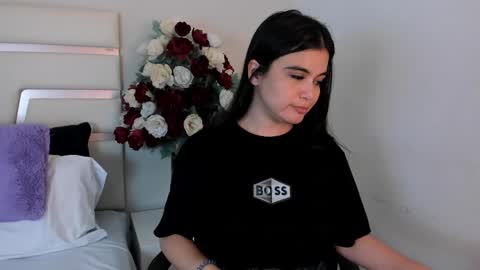 Snapshot of camilasofiia chatting on 01.07.25 Camila online show from 01.07.25