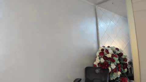 Snapshot of camilasofiia chatting on 09.29.25 Camila online show from 09.29.25