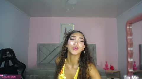 Snapshot of camilavixen_ch chatting on 06.13.26 camila online show from 06.13.26