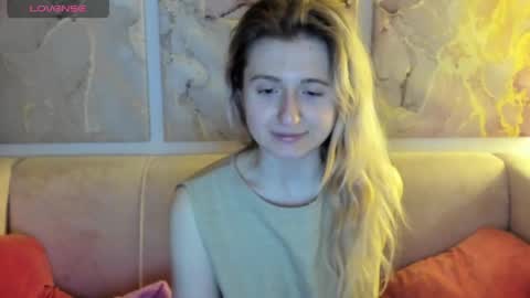 Snapshot of camilladreamer chatting on 04.18.26 camilladreamer online show from 04.18.26