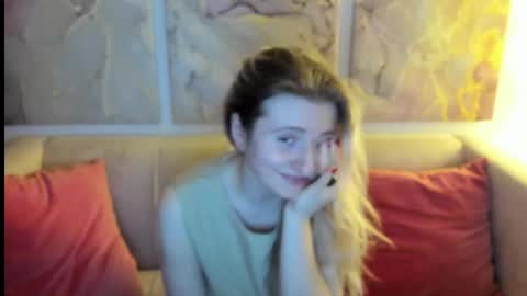 Snapshot of camilladreamer chatting on 04.19.26 camilladreamer online show from 04.19.26
