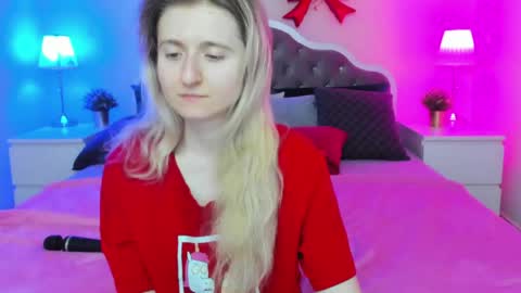 Snapshot of camilladreamer chatting on 04.26.26 camilladreamer online show from 04.26.26