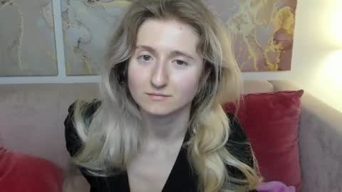 Snapshot of camilladreamer chatting on 05.04.26 camilladreamer online show from 05.04.26