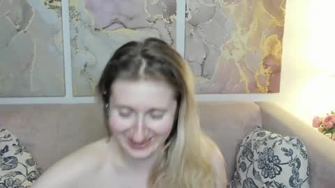 Snapshot of camilladreamer chatting on 05.16.26 camilladreamer online show from 05.16.26