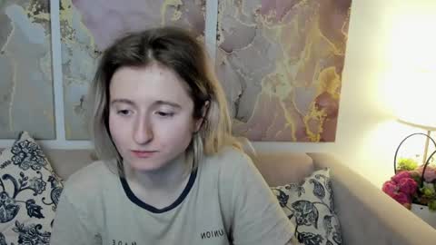 Snapshot of camilladreamer chatting on 05.25.26 camilladreamer online show from 05.25.26