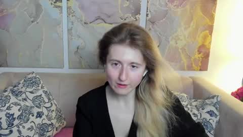 Snapshot of camilladreamer chatting on 05.29.26 camilladreamer online show from 05.29.26
