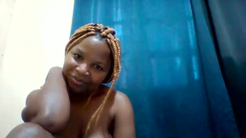 Snapshot of camillah_sweet chatting on 02.16.26 camillah_sweet online show from 02.16.26
