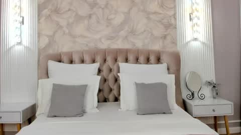 Camilla online show from 03.06.26