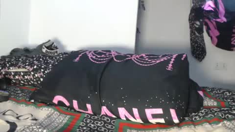 Snapshot of camillasoofine chatting on 06.21.26 camillasoofine online show from 06.21.26