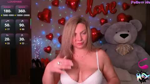 Snapshot of camille_game chatting on 06.07.26 Camille Game online show from 06.07.26