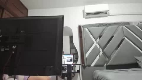 Camille online show from 09.27.25