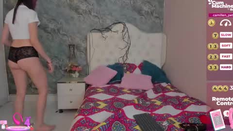 Snapshot of camillen_pettid chatting on 02.21.25 C A M I L L E N Help me get to the top online show from 02.21.25