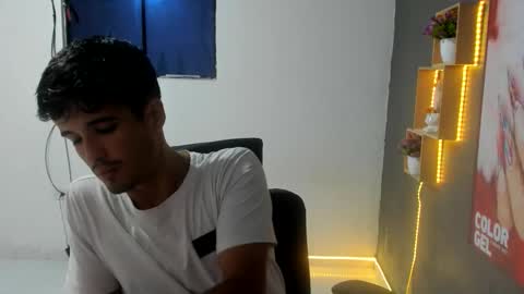 Snapshot of camilo887868 chatting on 01.10.26 camilo887868 online show from 01.10.26