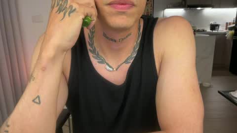 Snapshot of camilo__ chatting on 07.01.26 camilo online show from 07.01.26