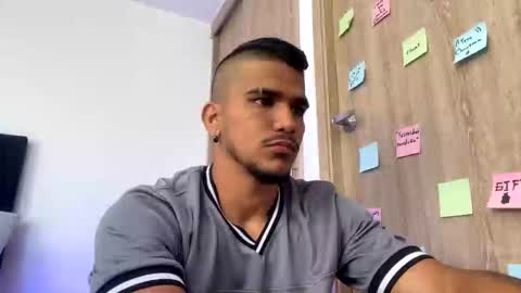 Snapshot of camilo_contre21 chatting on 01.17.26 camilo_contre21 online show from 01.17.26