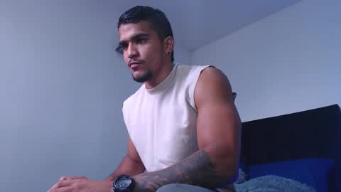 Snapshot of camilo_contre21 chatting on 02.19.26 camilo_contre21 online show from 02.19.26