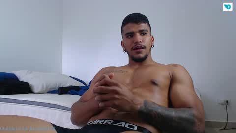 Snapshot of camilo_contre21 chatting on 04.27.26 camilo_contre21 online show from 04.27.26