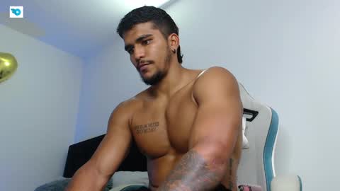 Snapshot of camilo_contre21 chatting on 05.26.26 camilo_contre21 online show from 05.26.26
