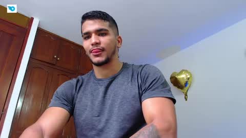 Snapshot of camilo_contre21 chatting on 06.08.26 camilo_contre21 online show from 06.08.26