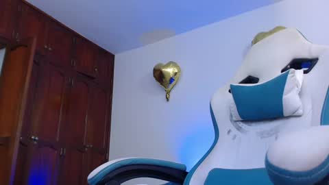Snapshot of camilo_contre21 chatting on 06.23.26 camilo_contre21 online show from 06.23.26