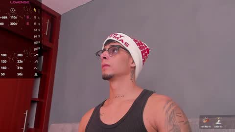 Snapshot of camilo_ospina_ chatting on 12.24.24 INDEPENDENT MODEL online show from 12.24.24