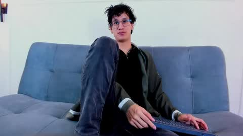 Snapshot of camilo_stark chatting on 06.04.26 Camilo online show from 06.04.26