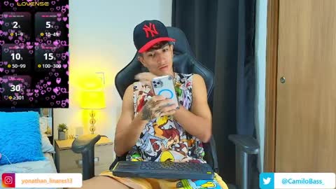 Snapshot of camilobass_ chatting on 04.05.26 Camilo Bass online show from 04.05.26