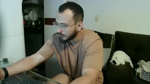 Snapshot of camiloex chatting on 12.12.24 Camilo online show from 12.12.24