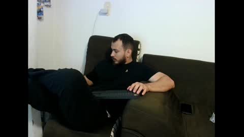 Snapshot of camiloex chatting on 12.16.24 Camilo online show from 12.16.24