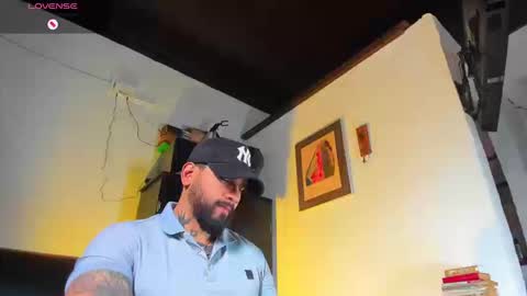 Snapshot of camilomayer chatting on 09.16.25 Camilo online show from 09.16.25