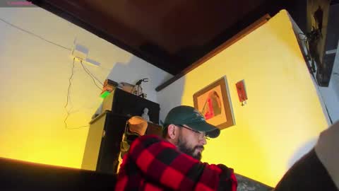 Snapshot of camilomayer chatting on 10.17.25 Camilo online show from 10.17.25
