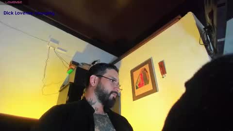 Snapshot of camilomayer chatting on 10.20.25 Camilo online show from 10.20.25