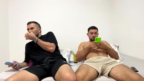 camilor_30 online show from 11.18.25