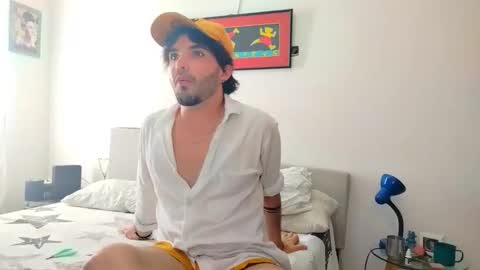 Snapshot of camilosaennz chatting on 01.16.26 camilo online show from 01.16.26