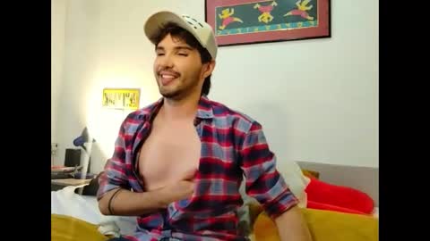 Snapshot of camilosaennz chatting on 05.03.26 camilo online show from 05.03.26