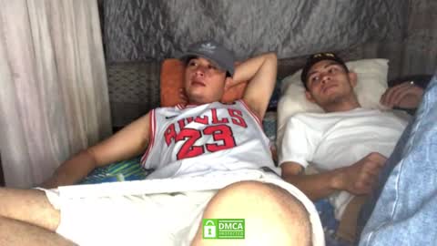 Snapshot of camivaron chatting on 01.12.25 camivaron online show from 01.12.25