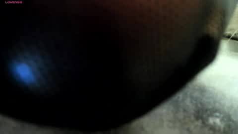 Snapshot of camladylux chatting on 05.22.26 camladylux online show from 05.22.26