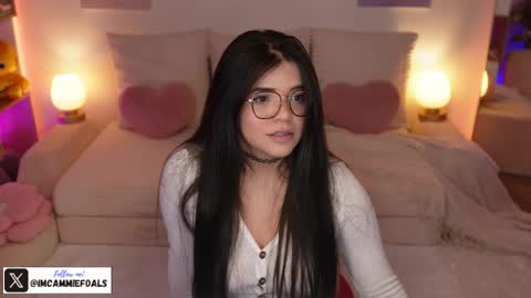   Lets reach 200 thumbs up  online show from 02.17.26