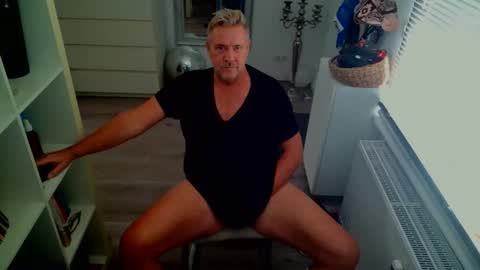 Snapshot of camunication chatting on 09.30.25 camunication online show from 09.30.25