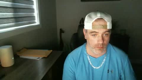 Snapshot of canadianboi6969 chatting on 05.01.26 CanadianBacon6969 online show from 05.01.26
