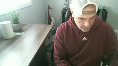 Snapshot of canadianboi6969 chatting on 05.05.26 CanadianBacon6969 online show from 05.05.26