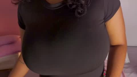 Snapshot of candela_cool chatting on 06.21.26 Candela online show from 06.21.26