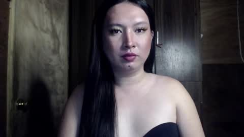 Snapshot of candiiice18 chatting on 11.10.25 candiiice18 online show from 11.10.25