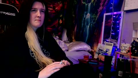 Snapshot of candismiths chatting on 06.15.26 Candi online show from 06.15.26