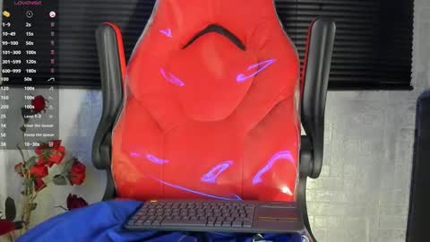 Snapshot of candresruiz chatting on 10.17.25 candresruiz online show from 10.17.25