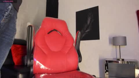 Snapshot of candresruiz chatting on 10.19.25 candresruiz online show from 10.19.25